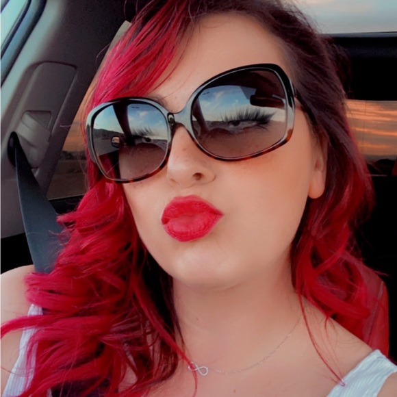 Hey ya’ll! I’m Heather, nice to meet you! - Picture 2 of 16